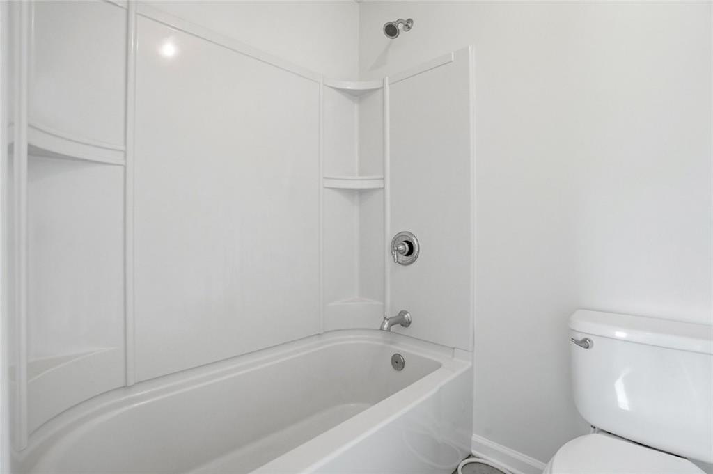 1222 Marinette Way