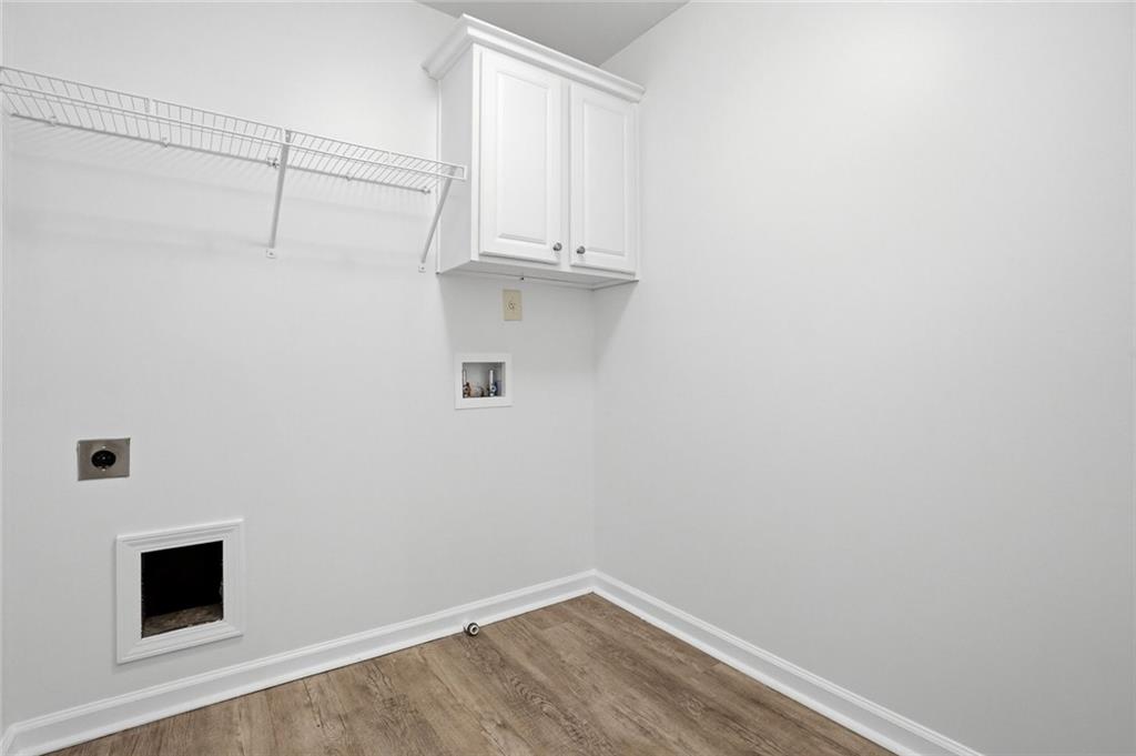 1222 Marinette Way