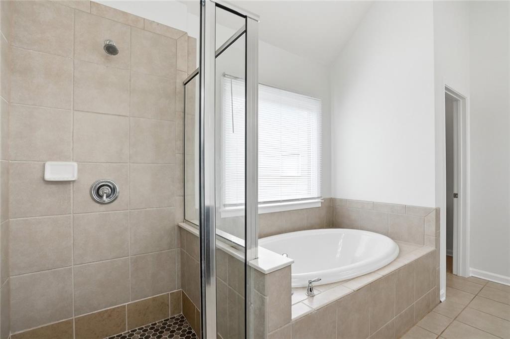1222 Marinette Way