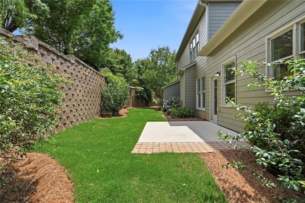 1222 Marinette Way