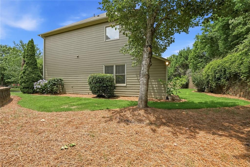 1222 Marinette Way
