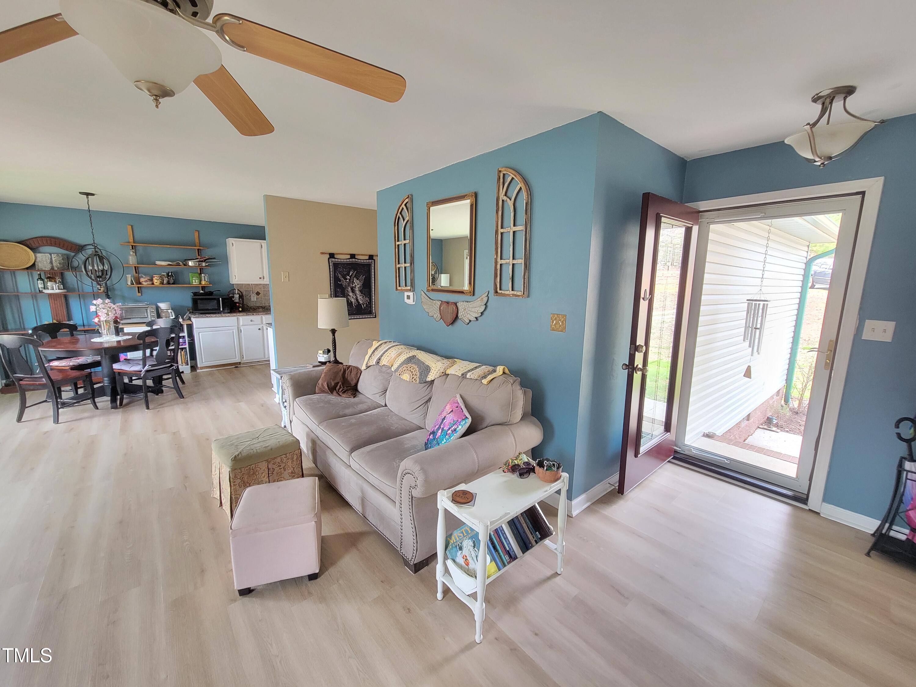 2820 Oak Pointe Lane