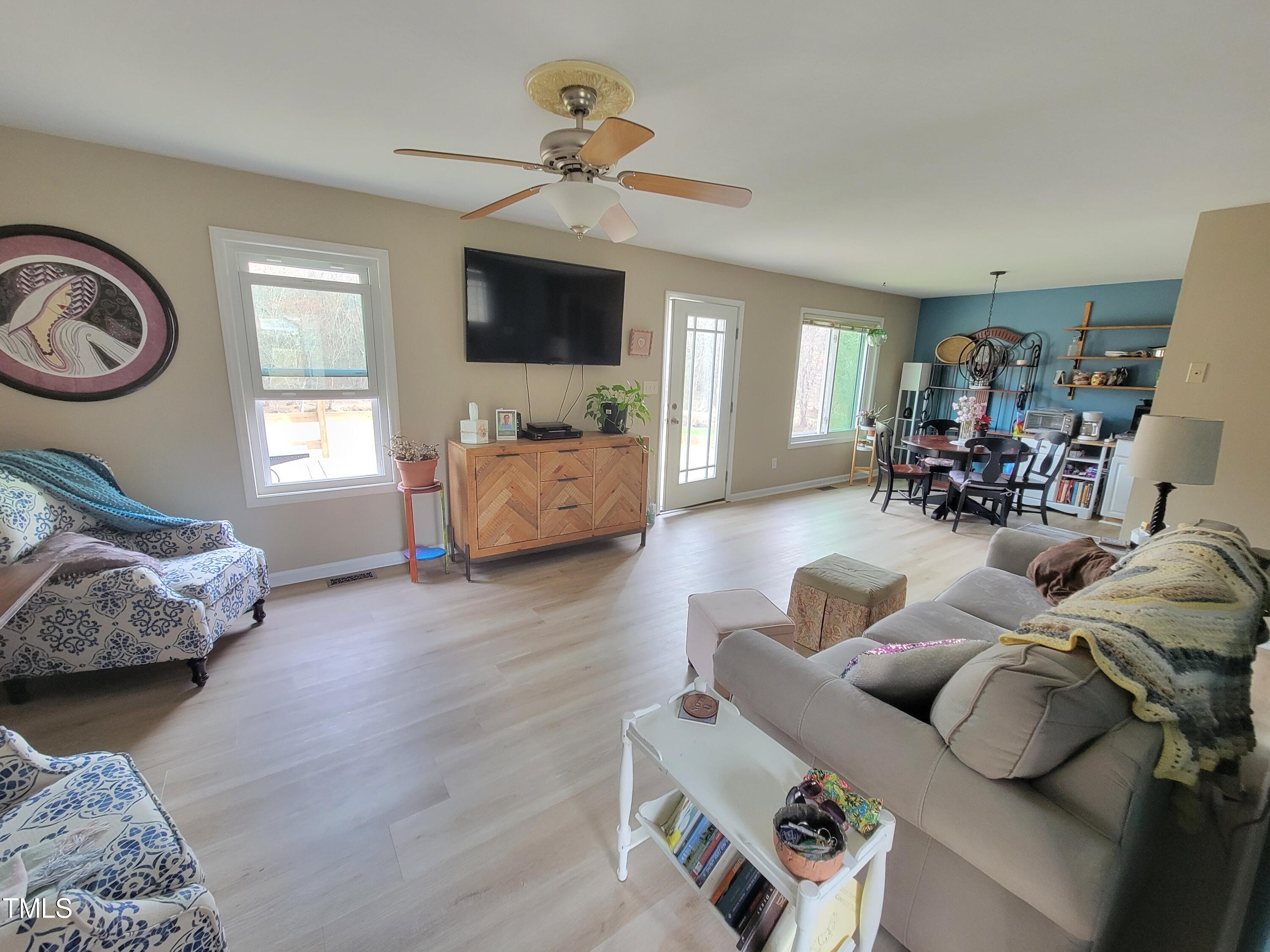 2820 Oak Pointe Lane