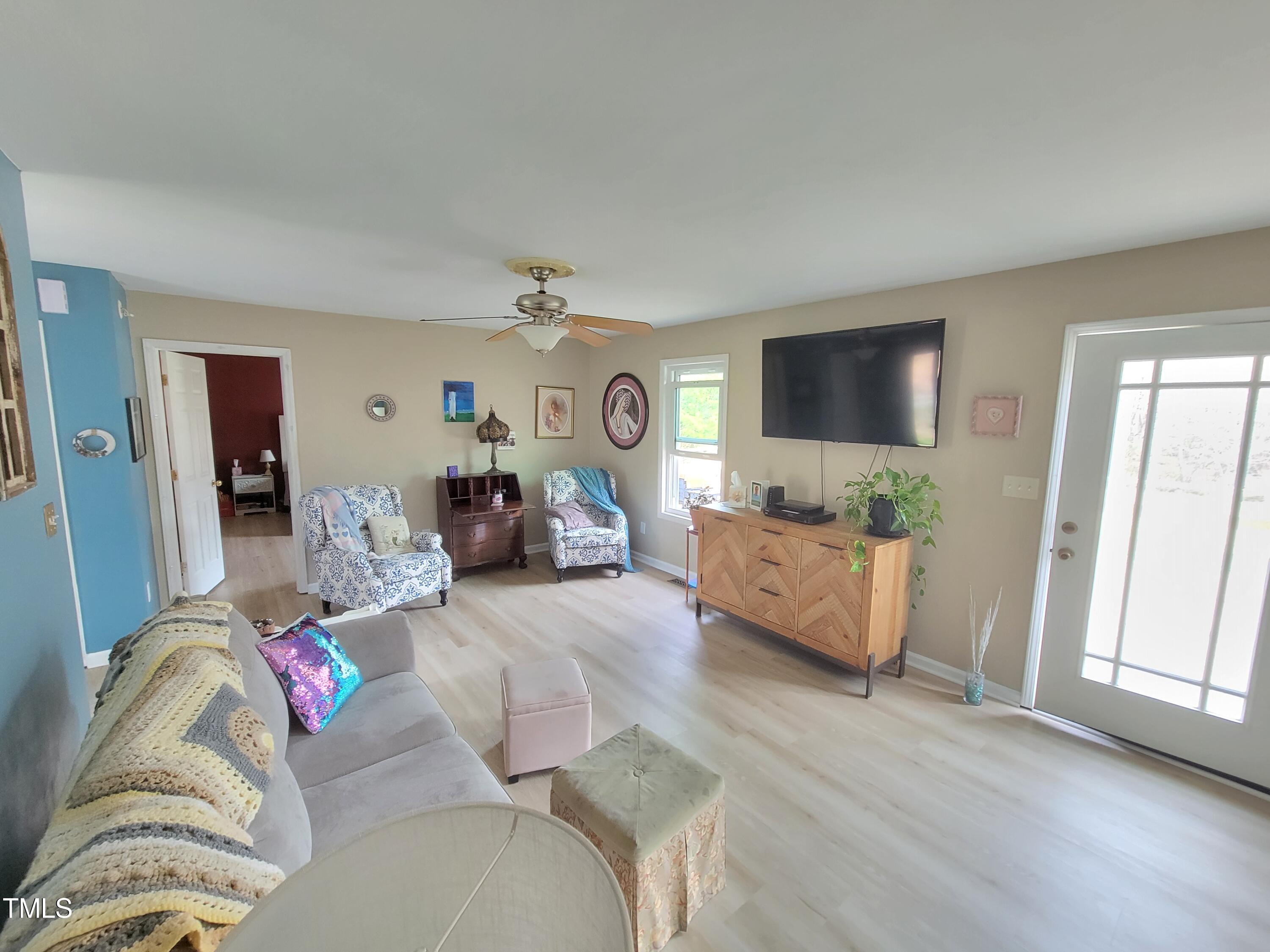 2820 Oak Pointe Lane