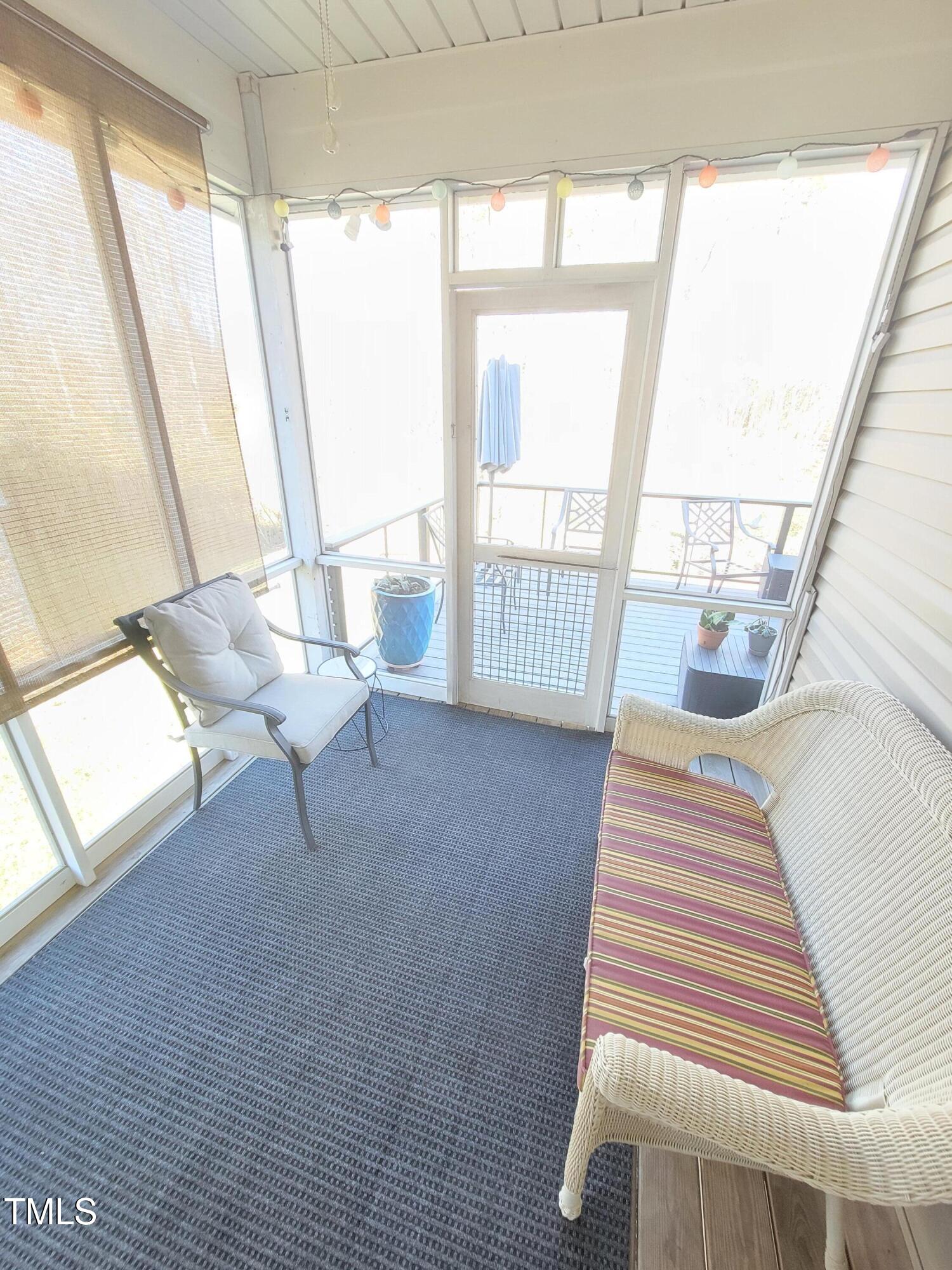 7 Hickory Drive