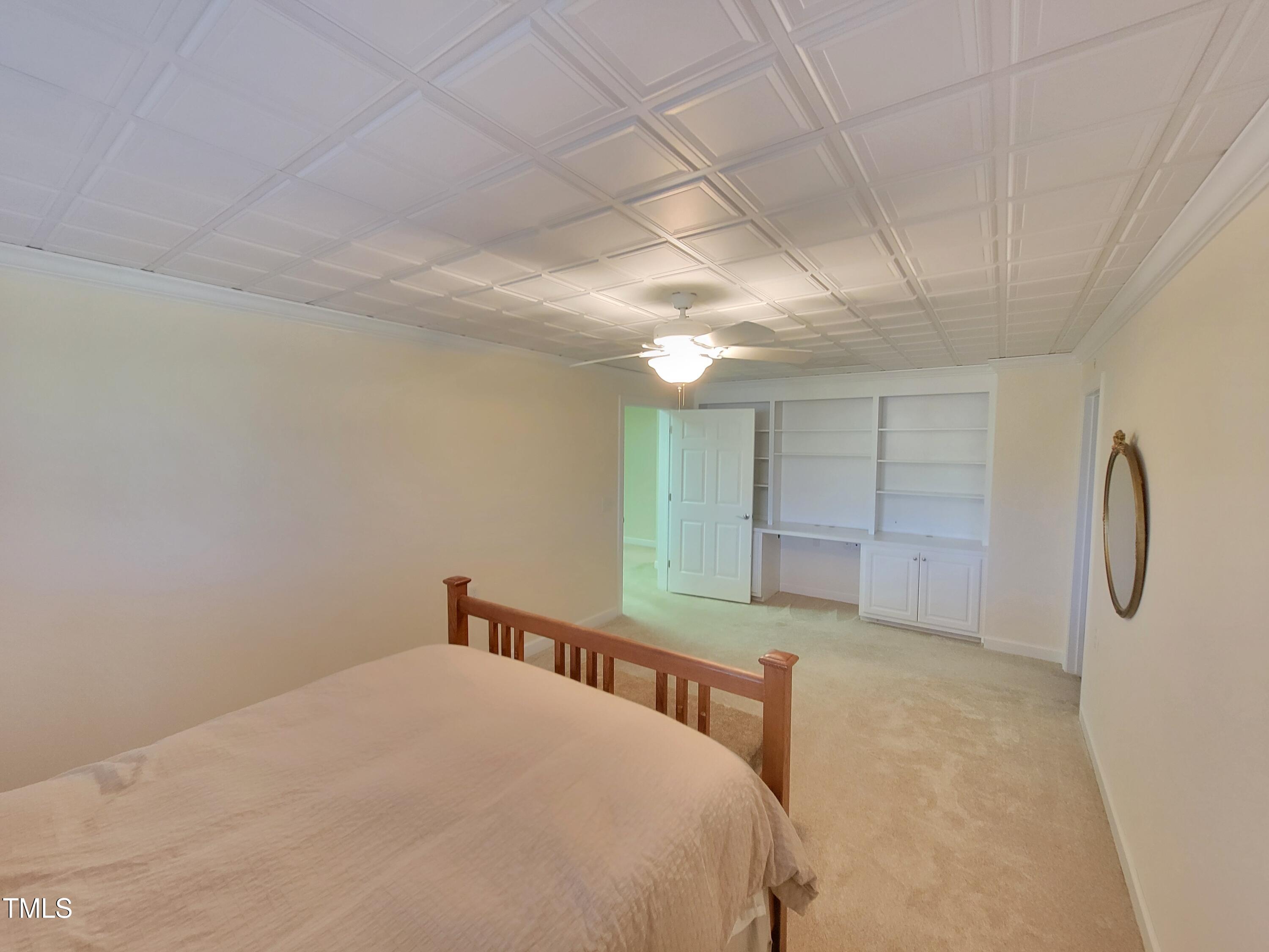7 Hickory Drive