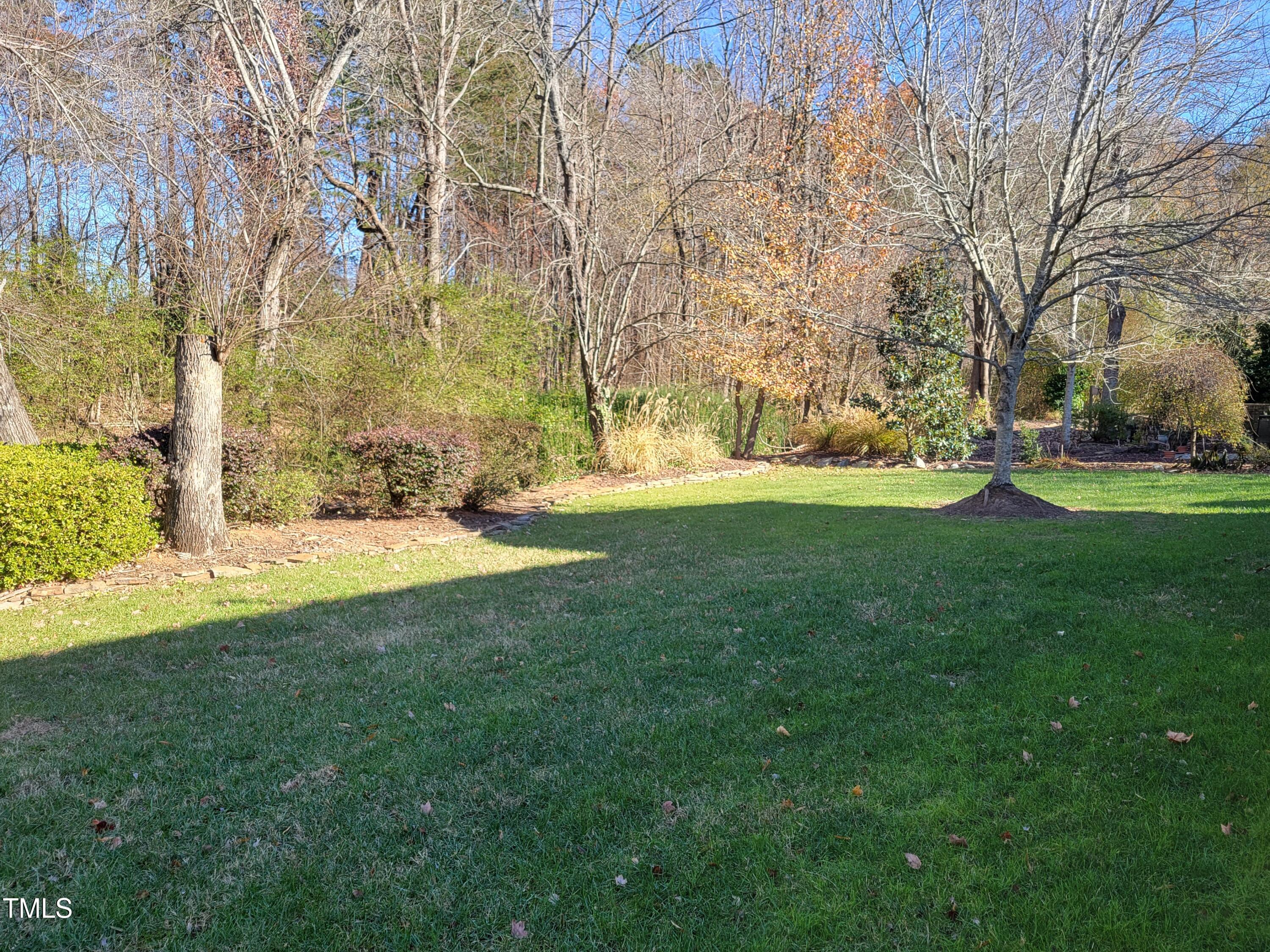 7 Hickory Drive