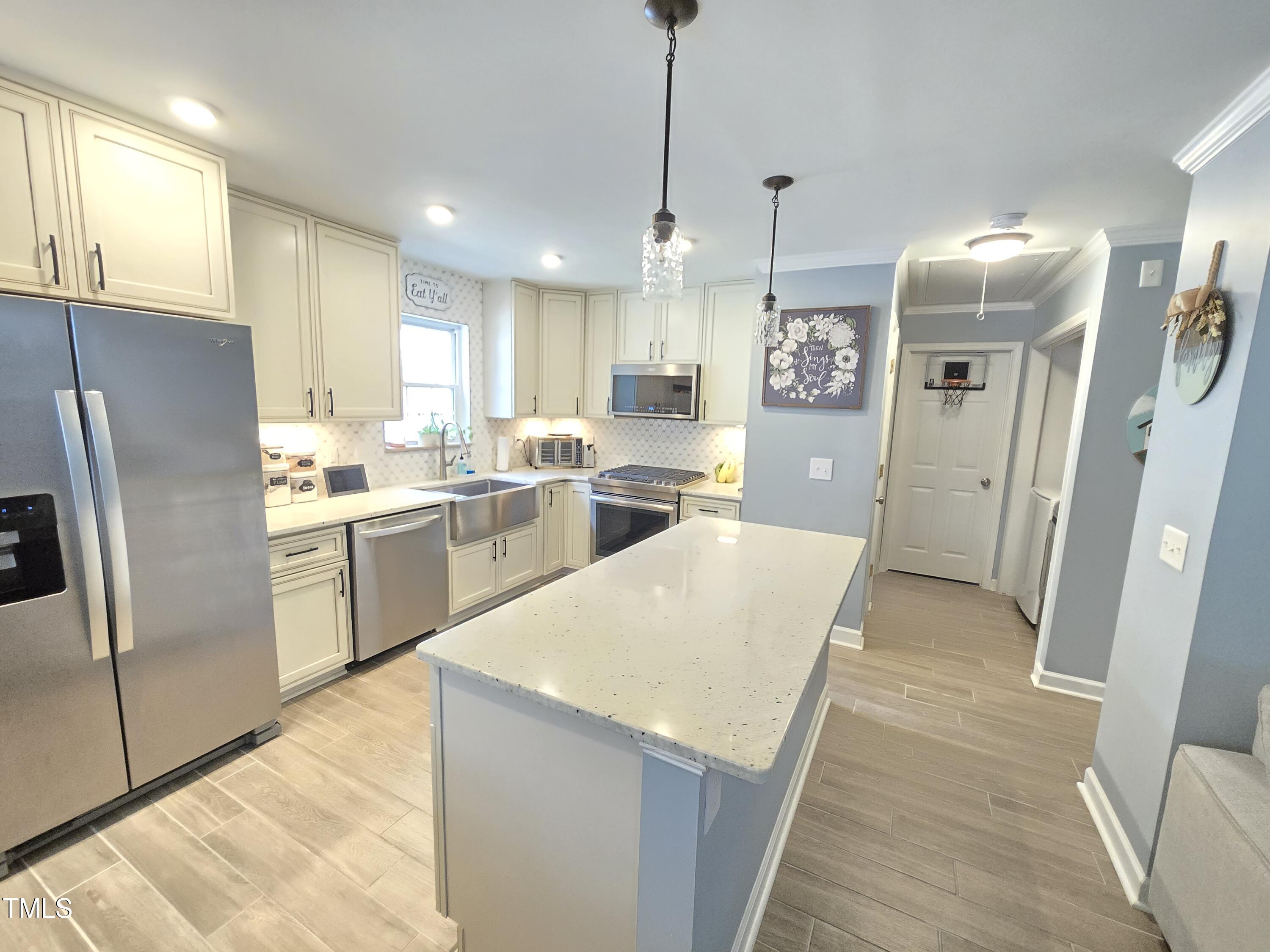 4411 Fairland Court