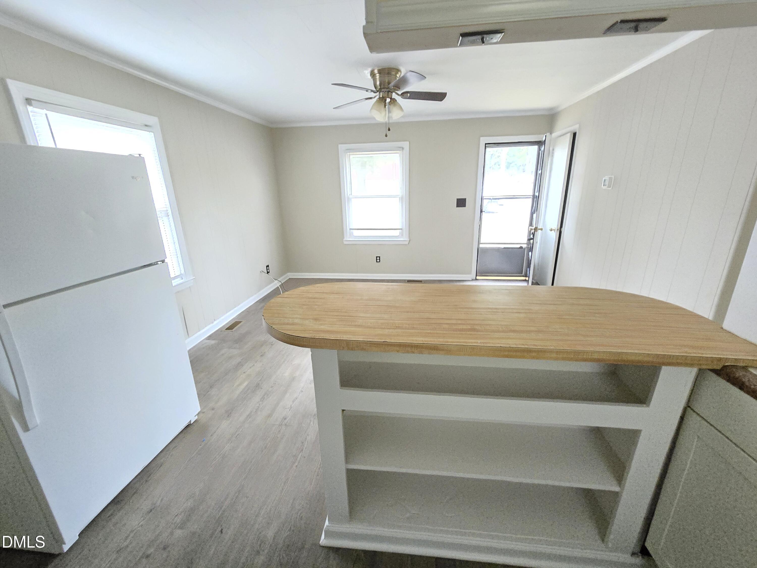 102 W Parker Street, Graham