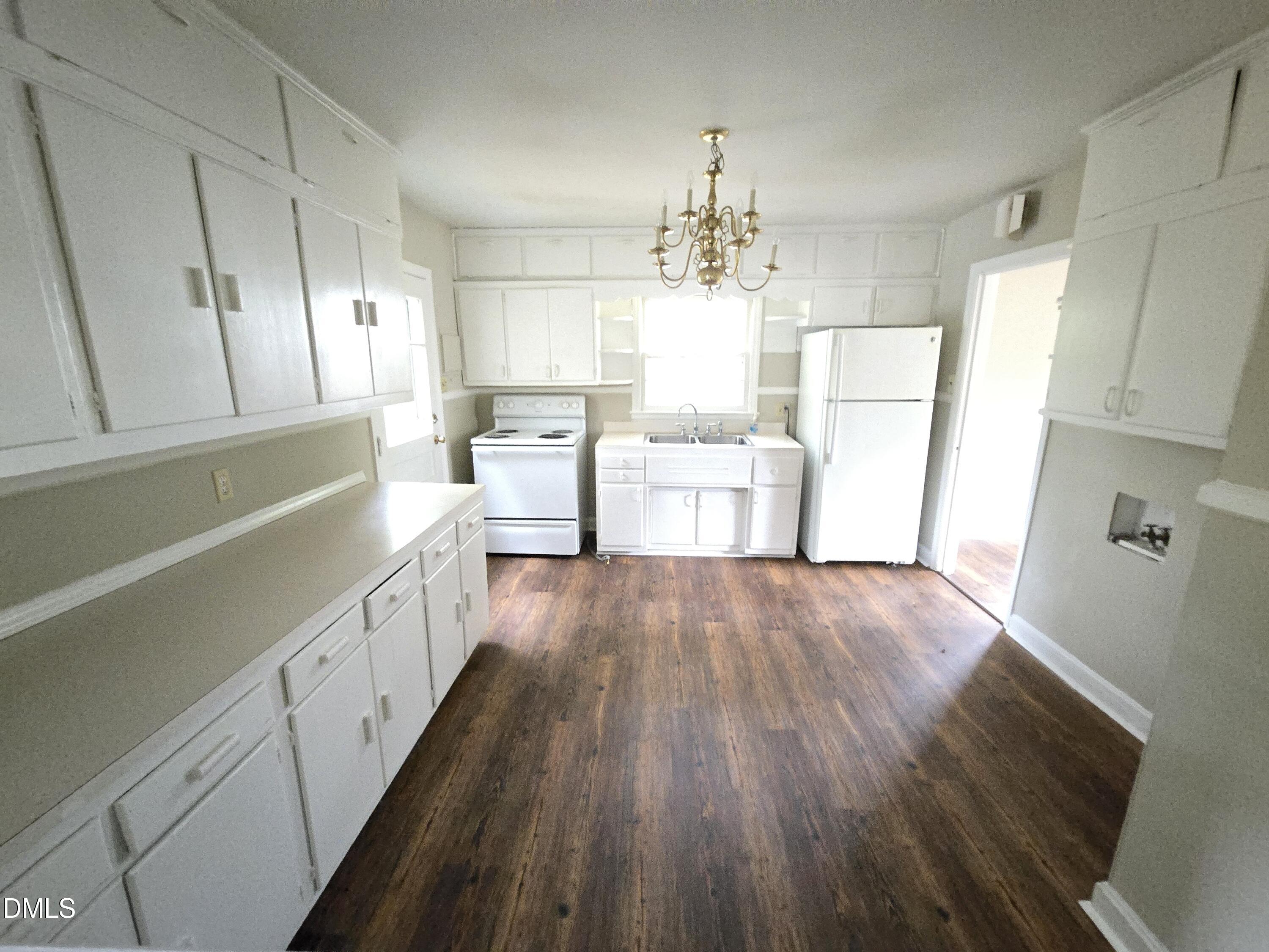 2302 Mckinney Street