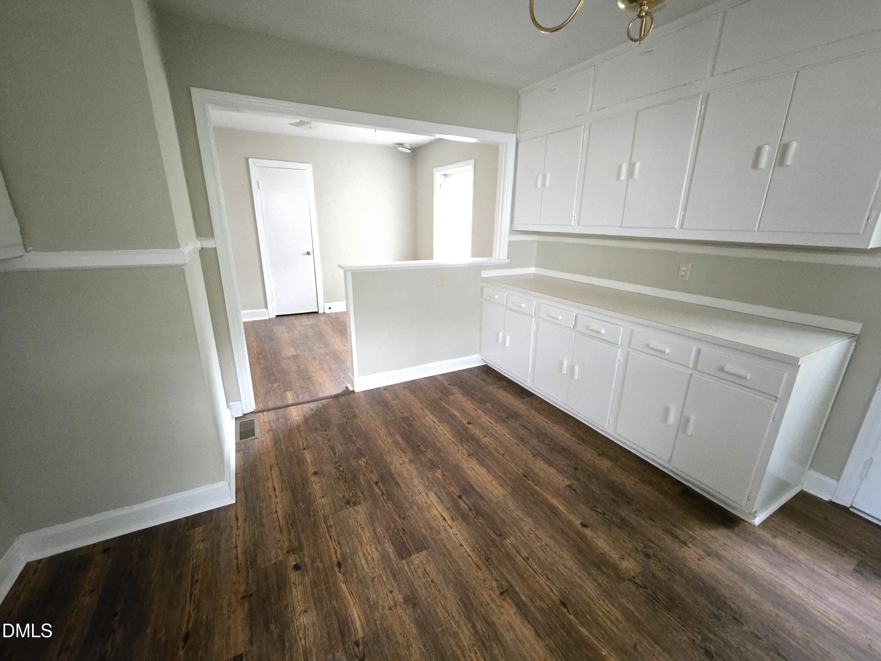 2302 Mckinney Street