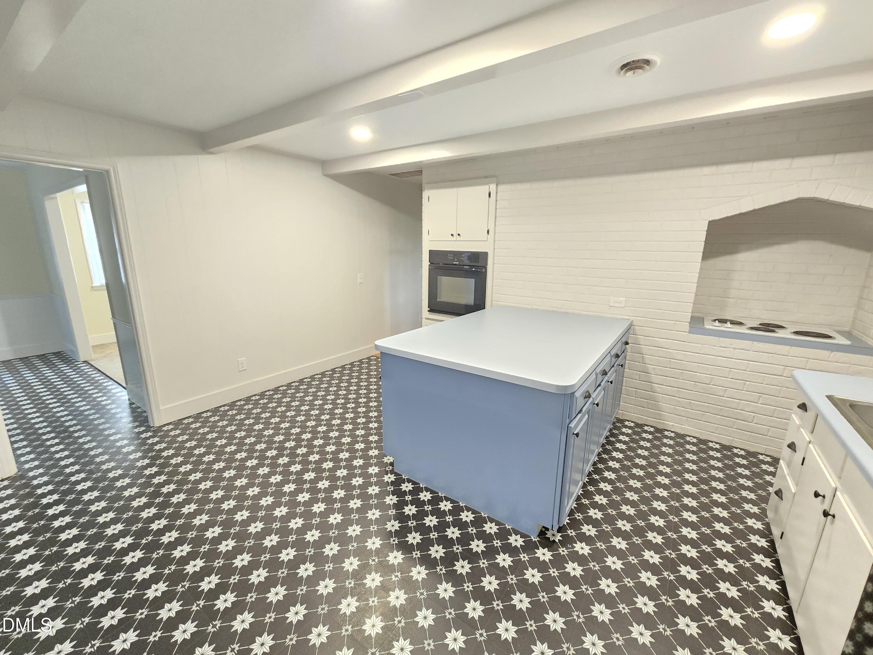 737 Spanish Oak Road