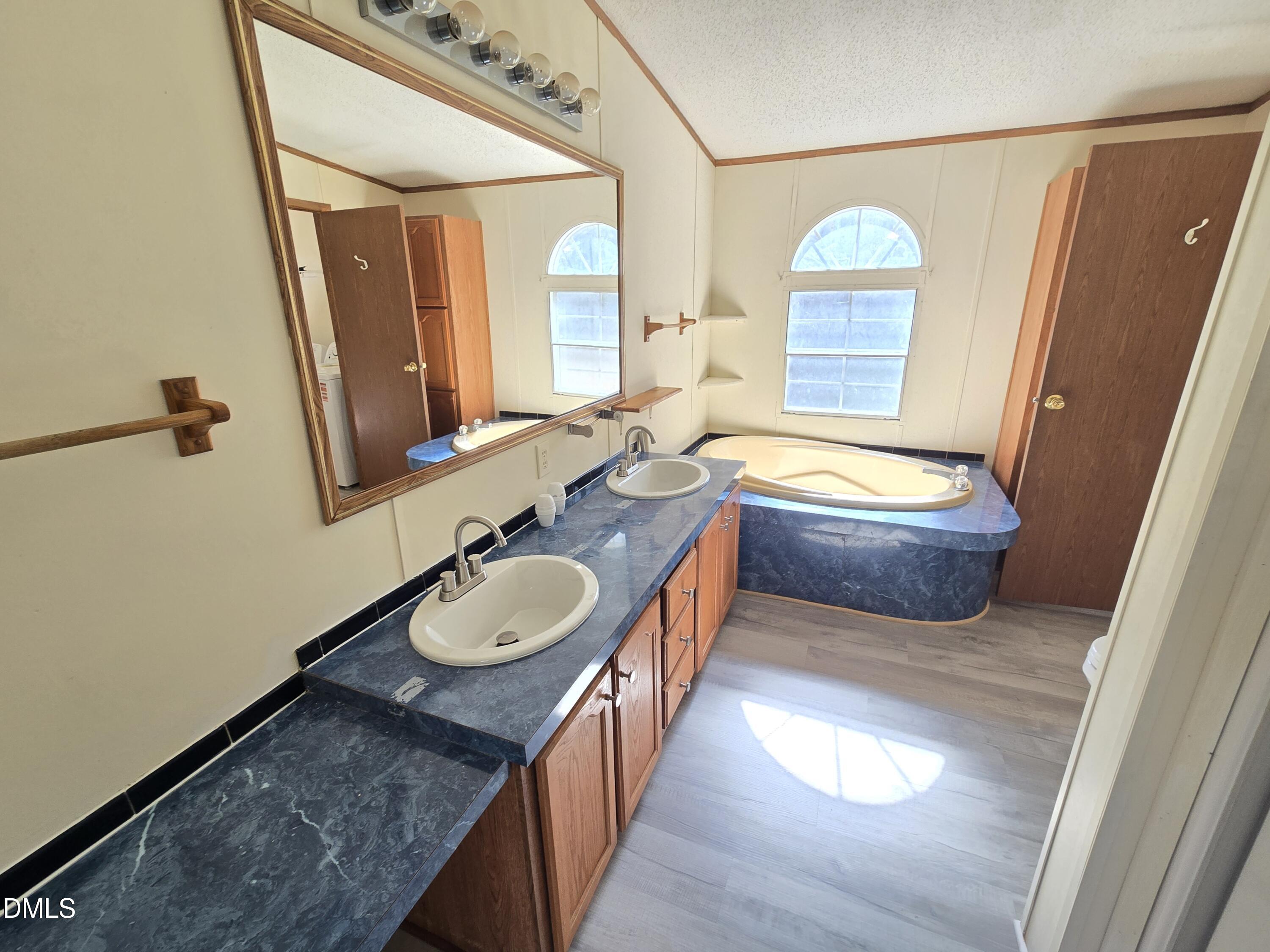 901 George Roberson Lane