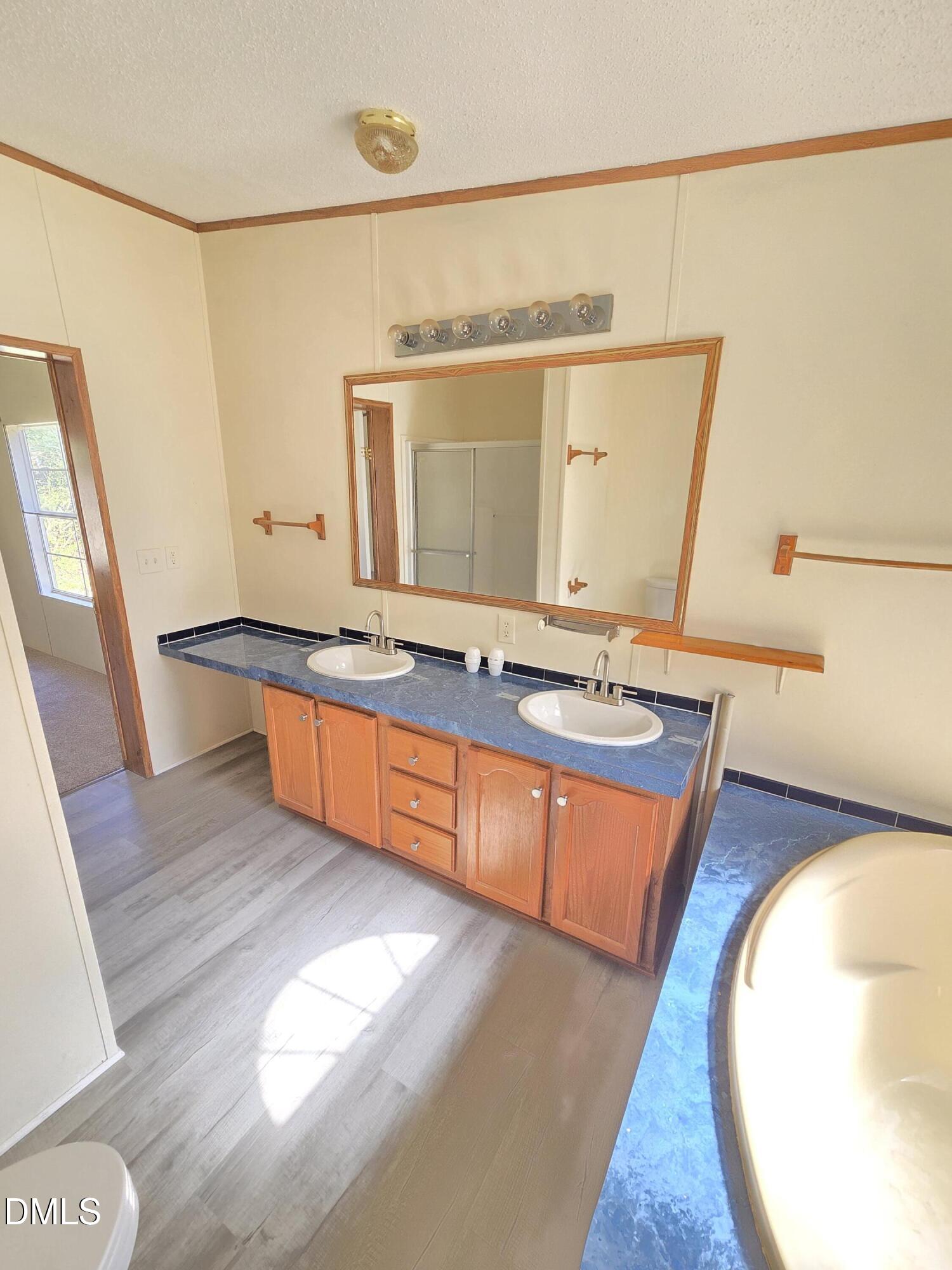 901 George Roberson Lane