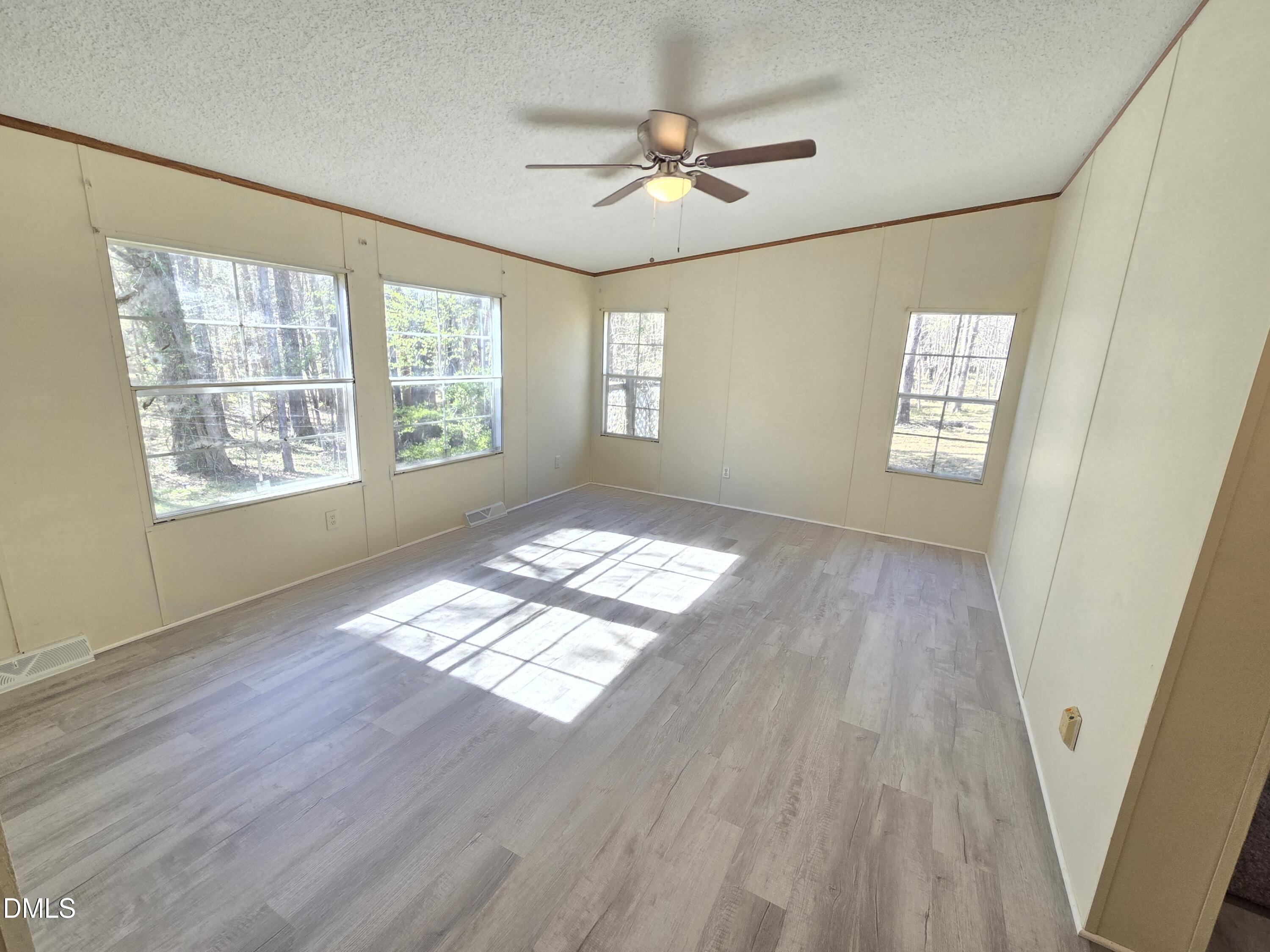 901 George Roberson Lane