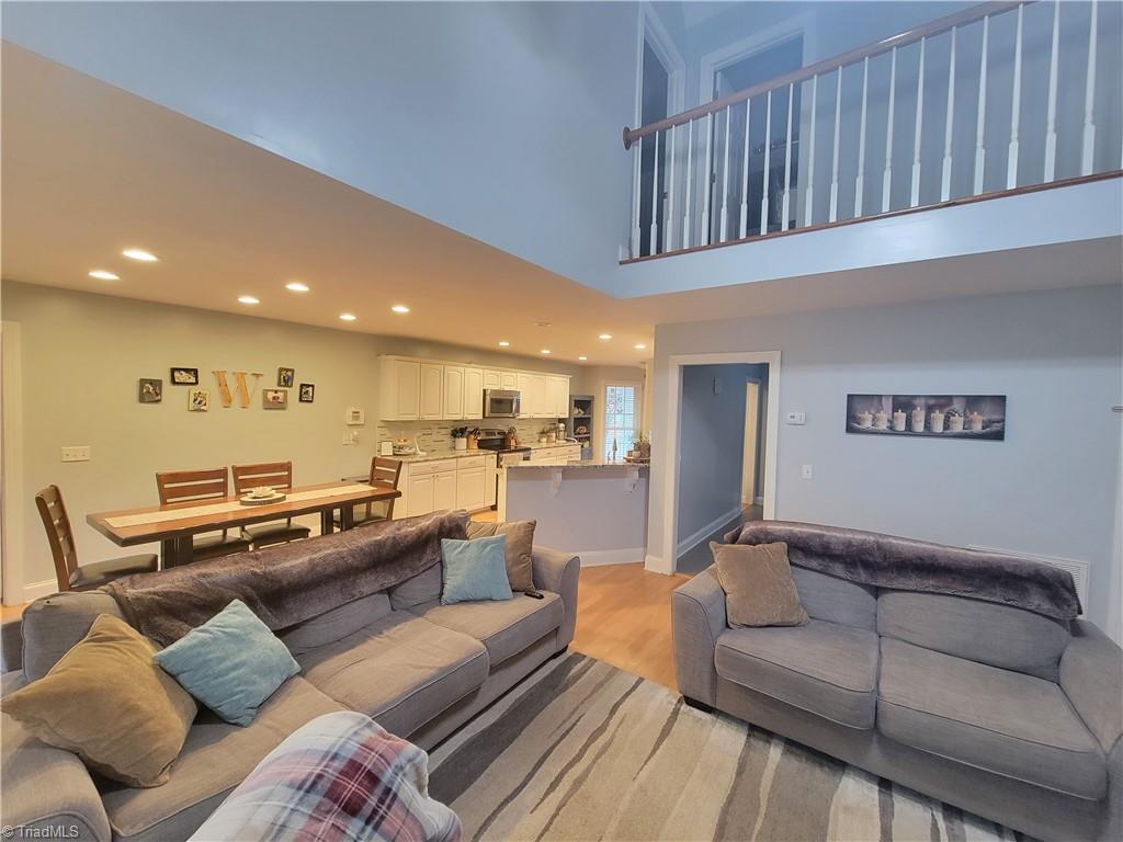 3397 Rock Castle Court
