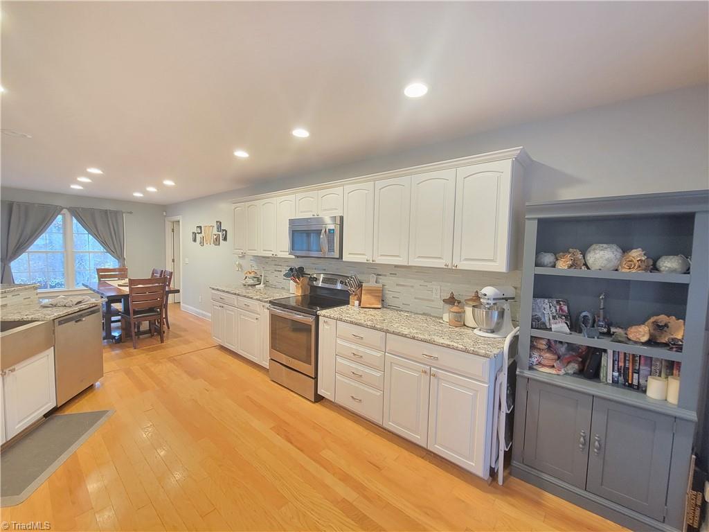 3397 Rock Castle Court