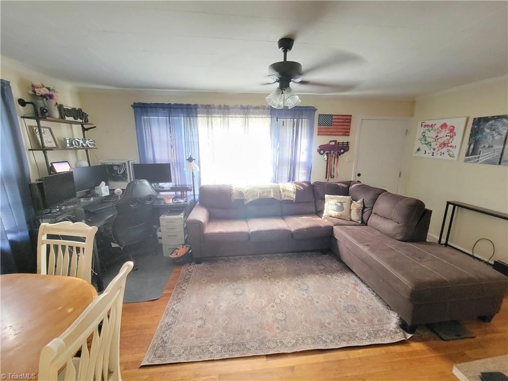 214 Springwood Drive