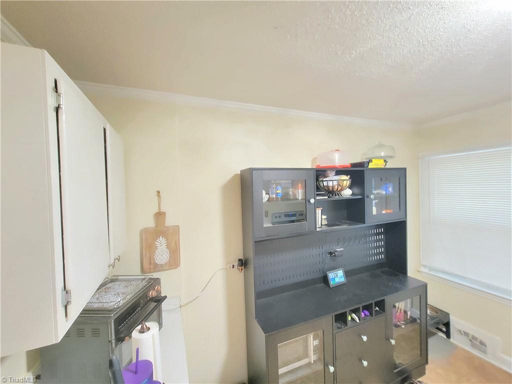 214 Springwood Drive