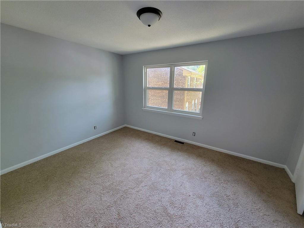 3907 Pioneer Way # H