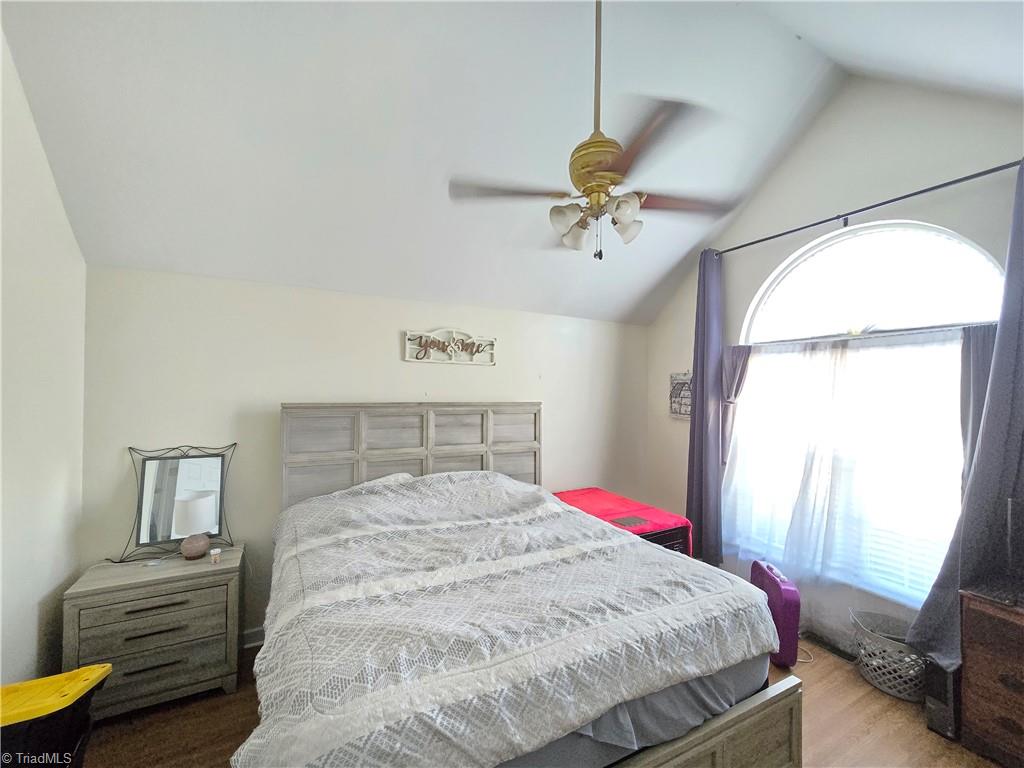 7098 Blue Springs Street