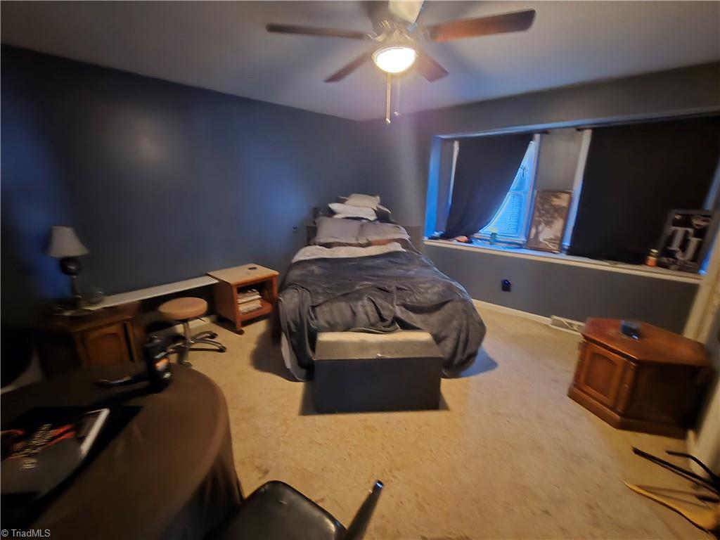 512 Monroe Holt Road