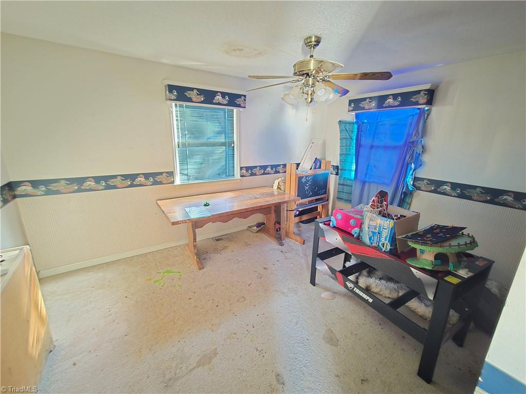 512 Monroe Holt Road