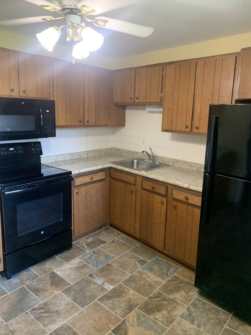 2305 Holiday Terrace Unit: 134