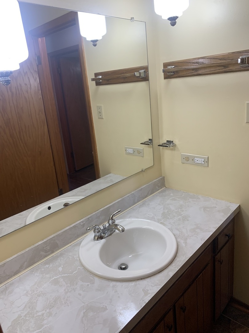 2305 Holiday Terrace Unit: 134