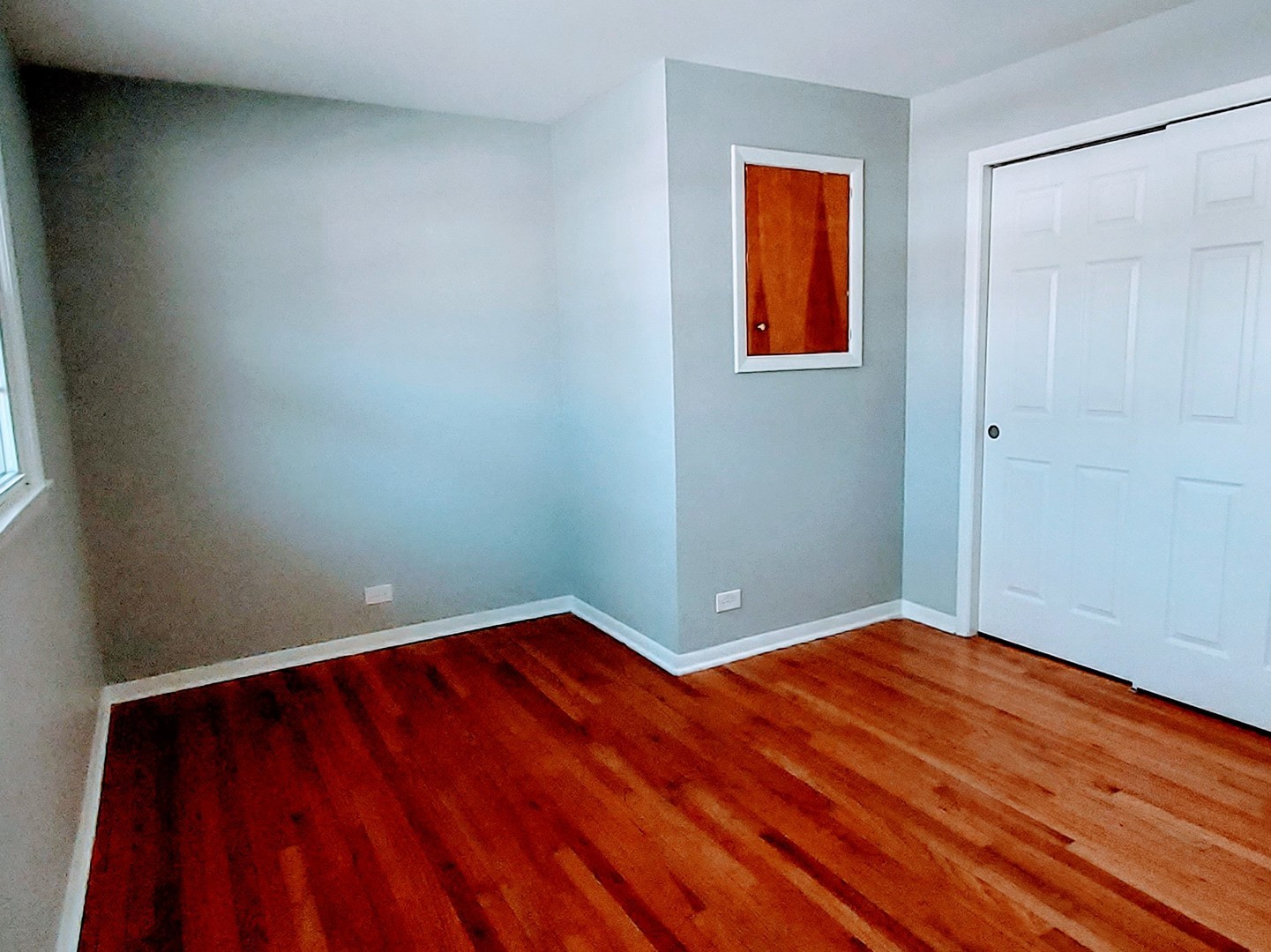 2944 Macfarlane Crescent