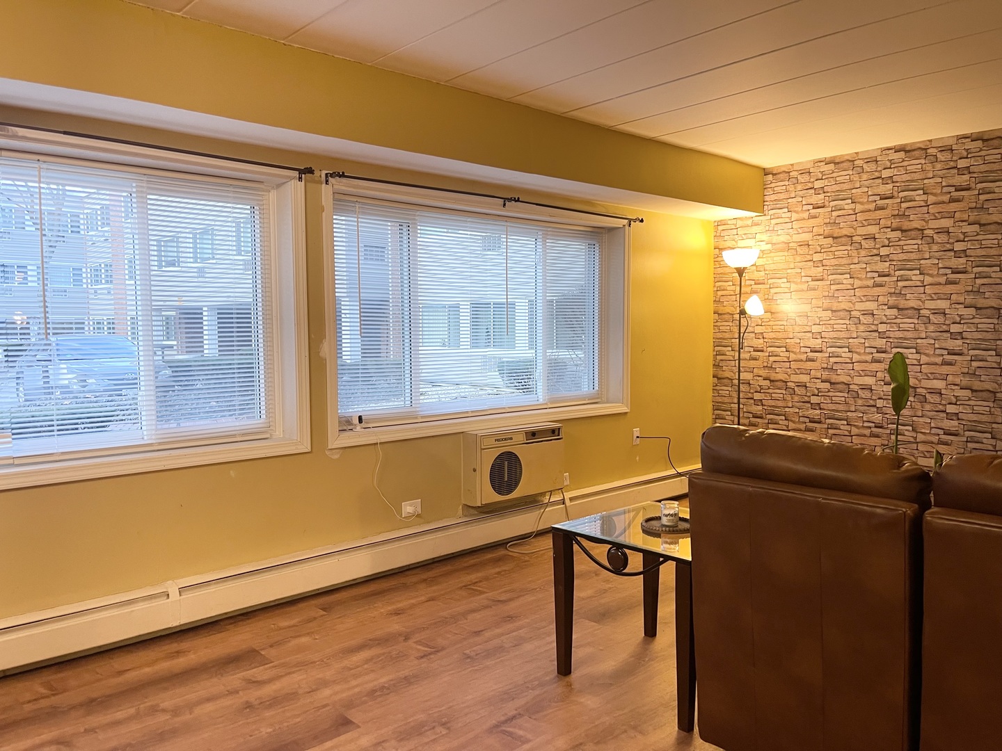 1141 Leavitt Avenue Unit: 115