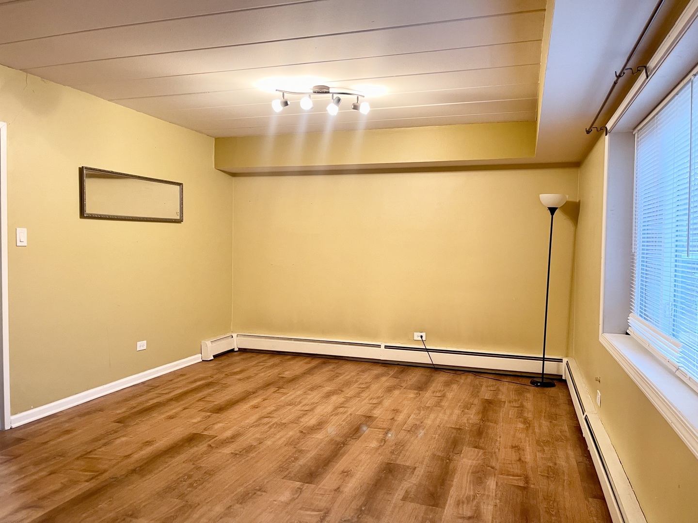 1141 Leavitt Avenue Unit: 115