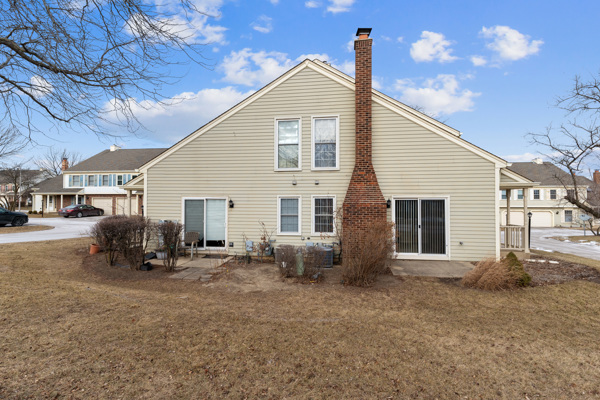 2611 College Hill Circle Unit: 5-2