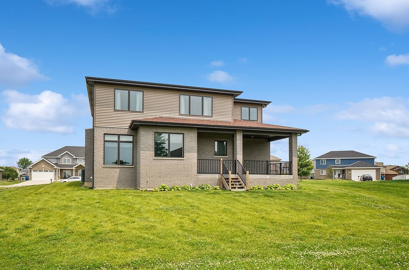 4951 W Ribbon Drive