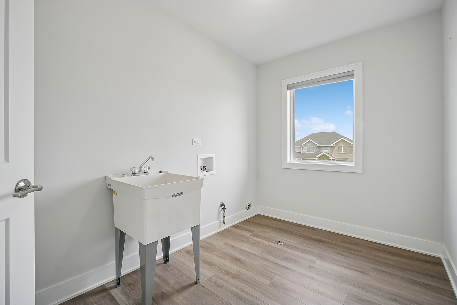 4951 W Ribbon Drive