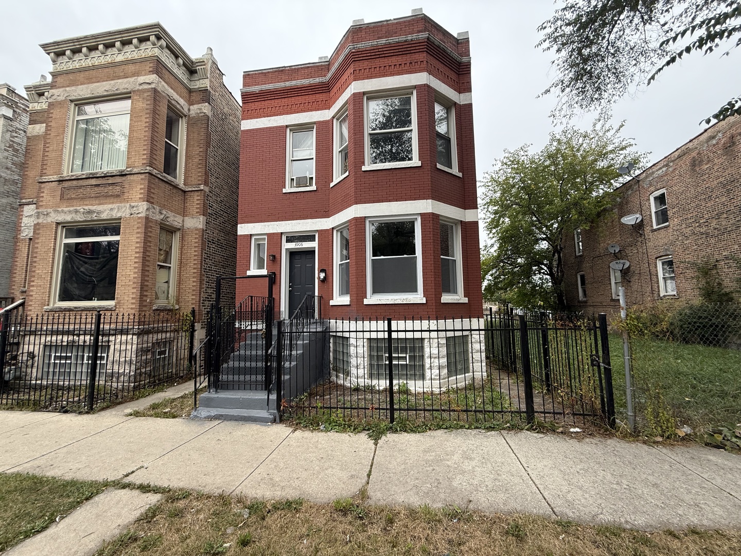 3906 W Flournoy Street