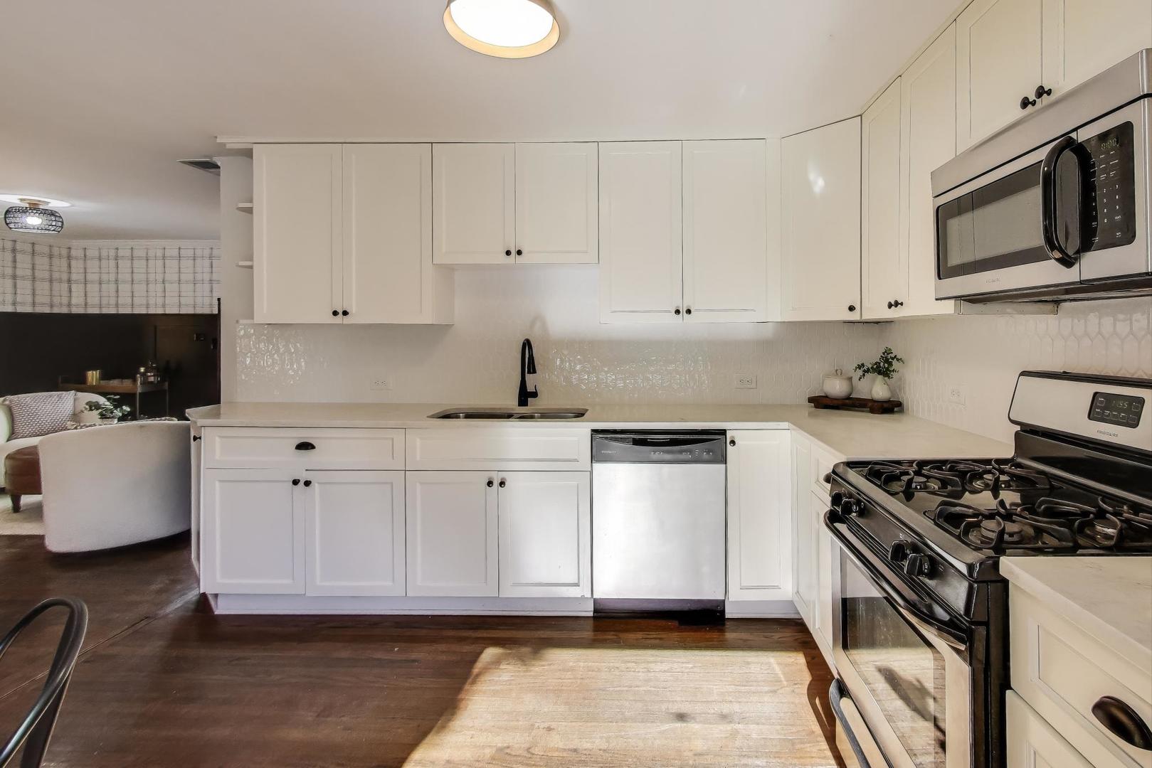 1321 W Liberty Drive