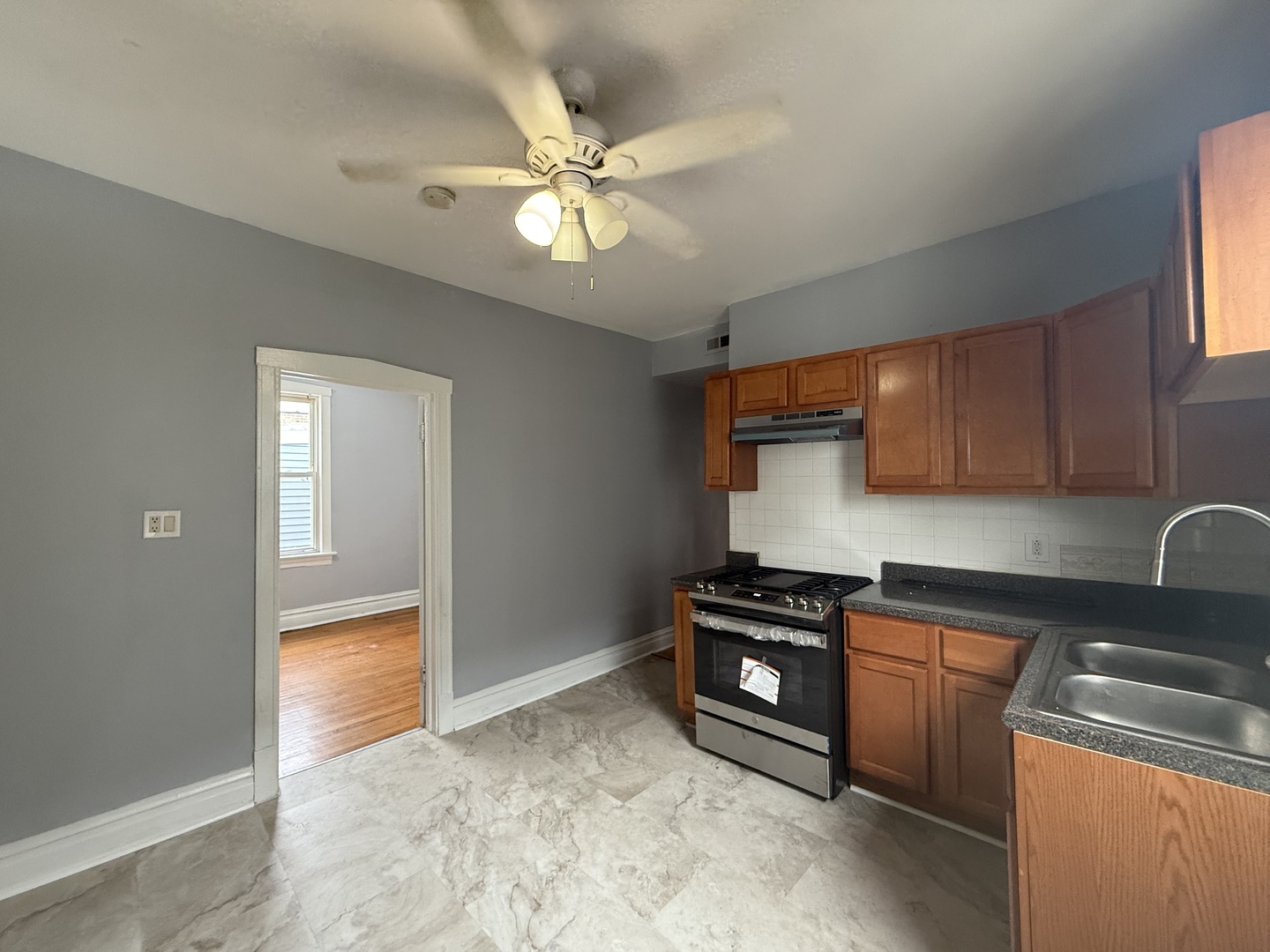 6546 S Rockwell Street Unit: 2