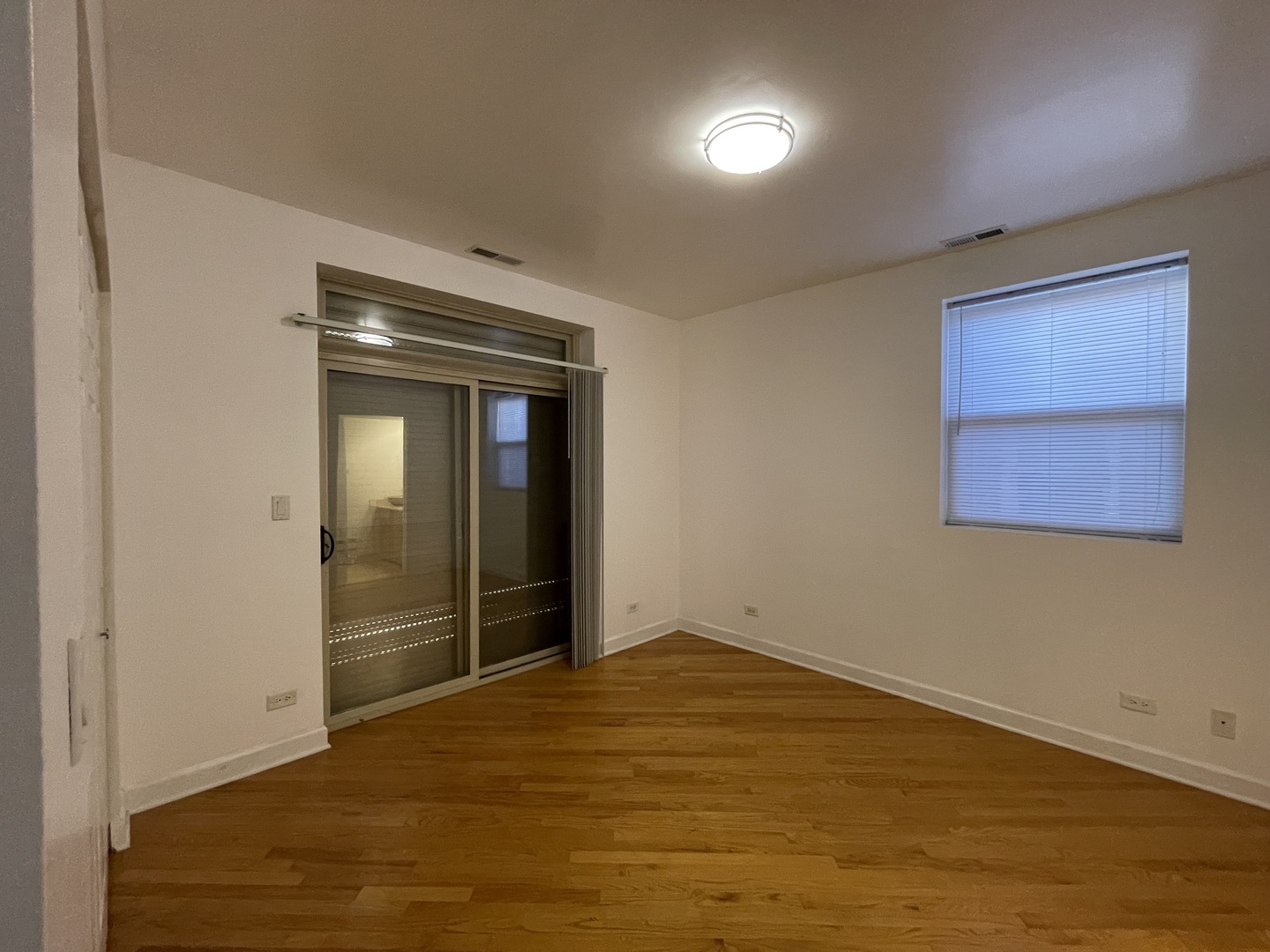 6938 S Dorchester Avenue Unit: 2