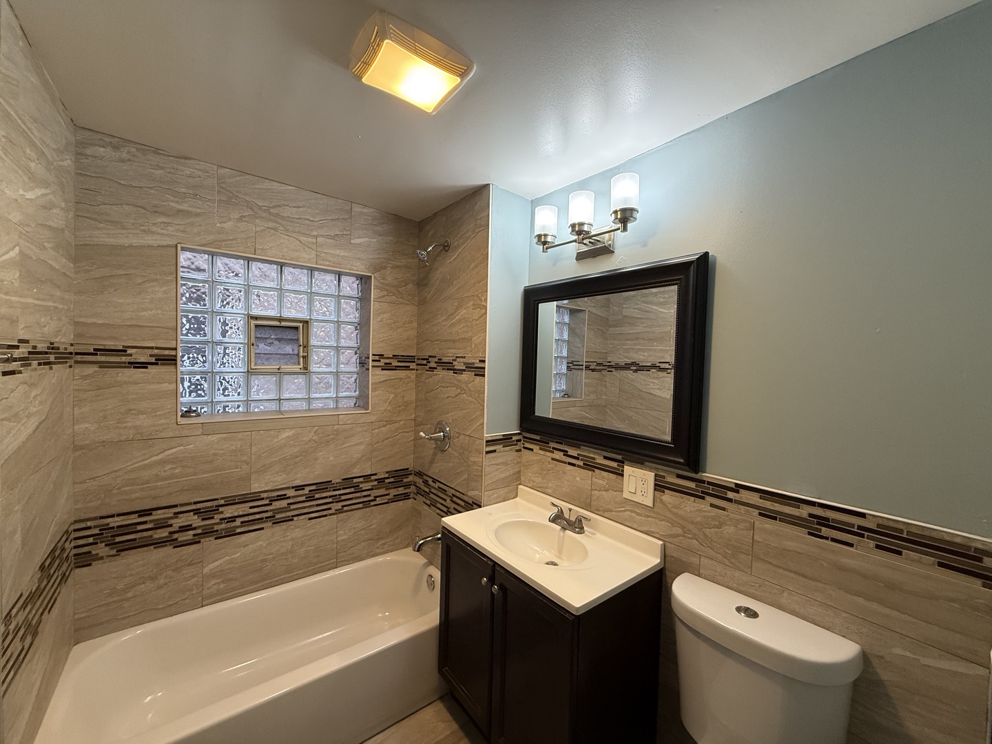 7924 S Peoria Street