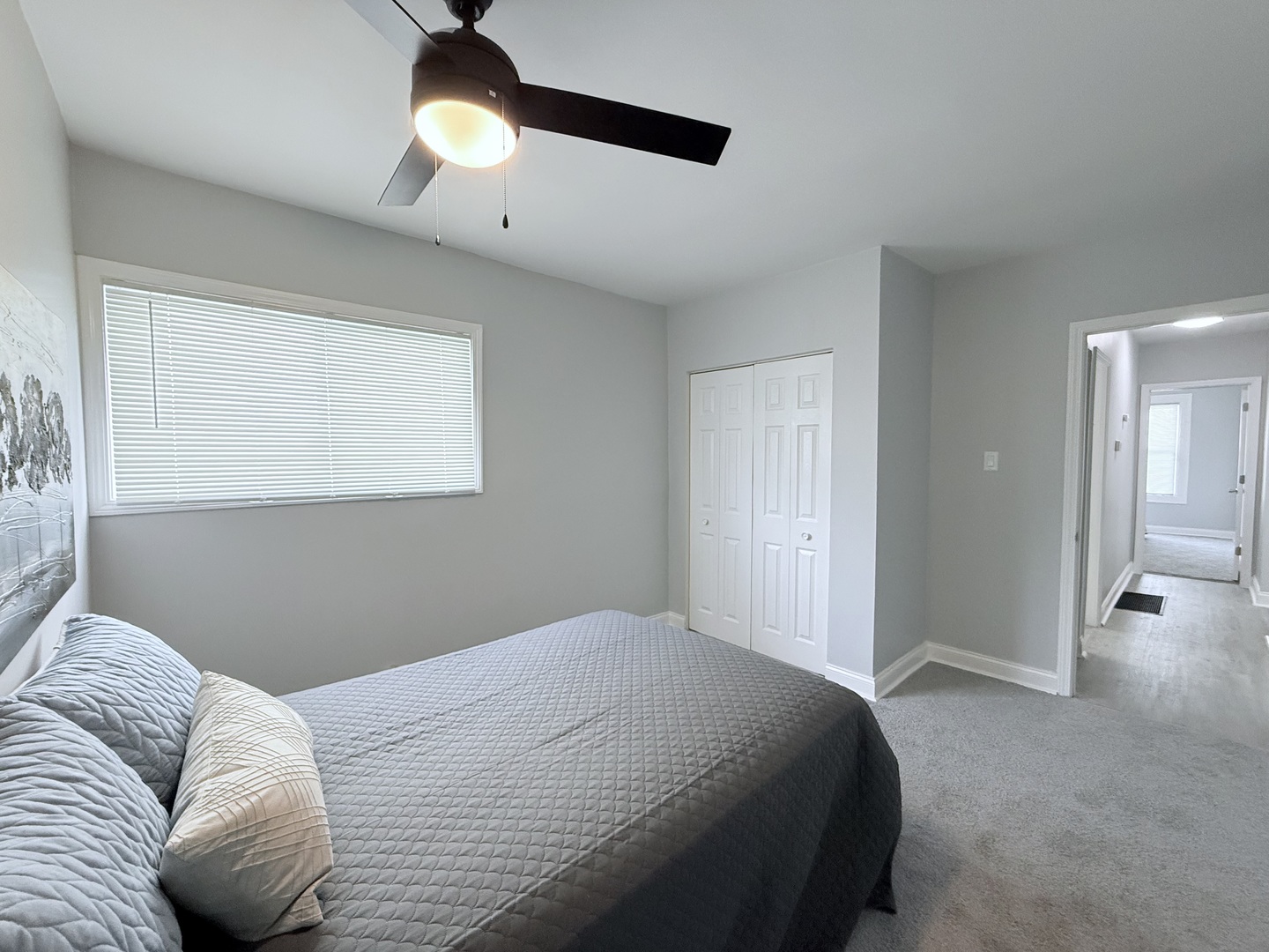 11248 S PARNELL Avenue