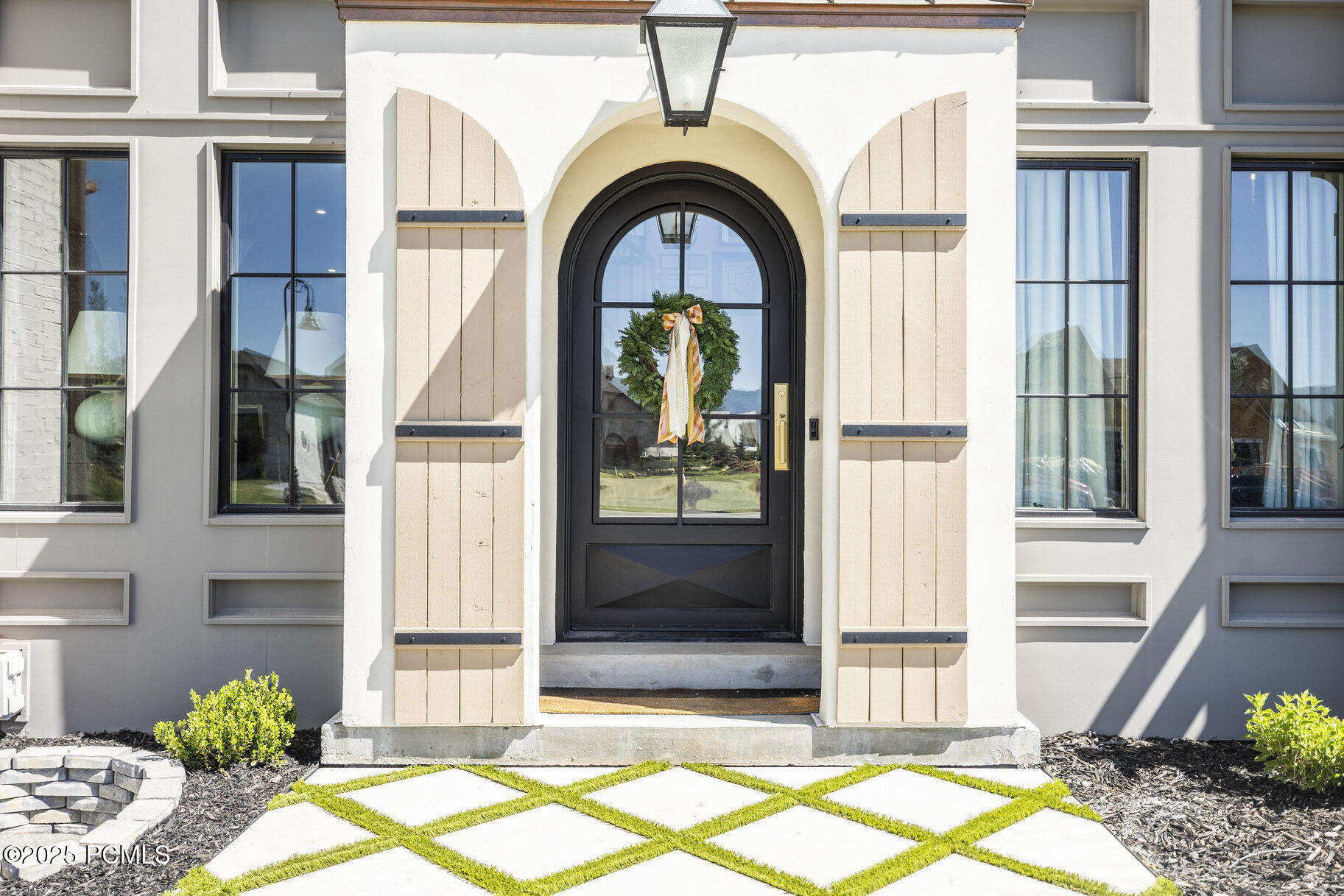 558 W Rheinfalls Circle