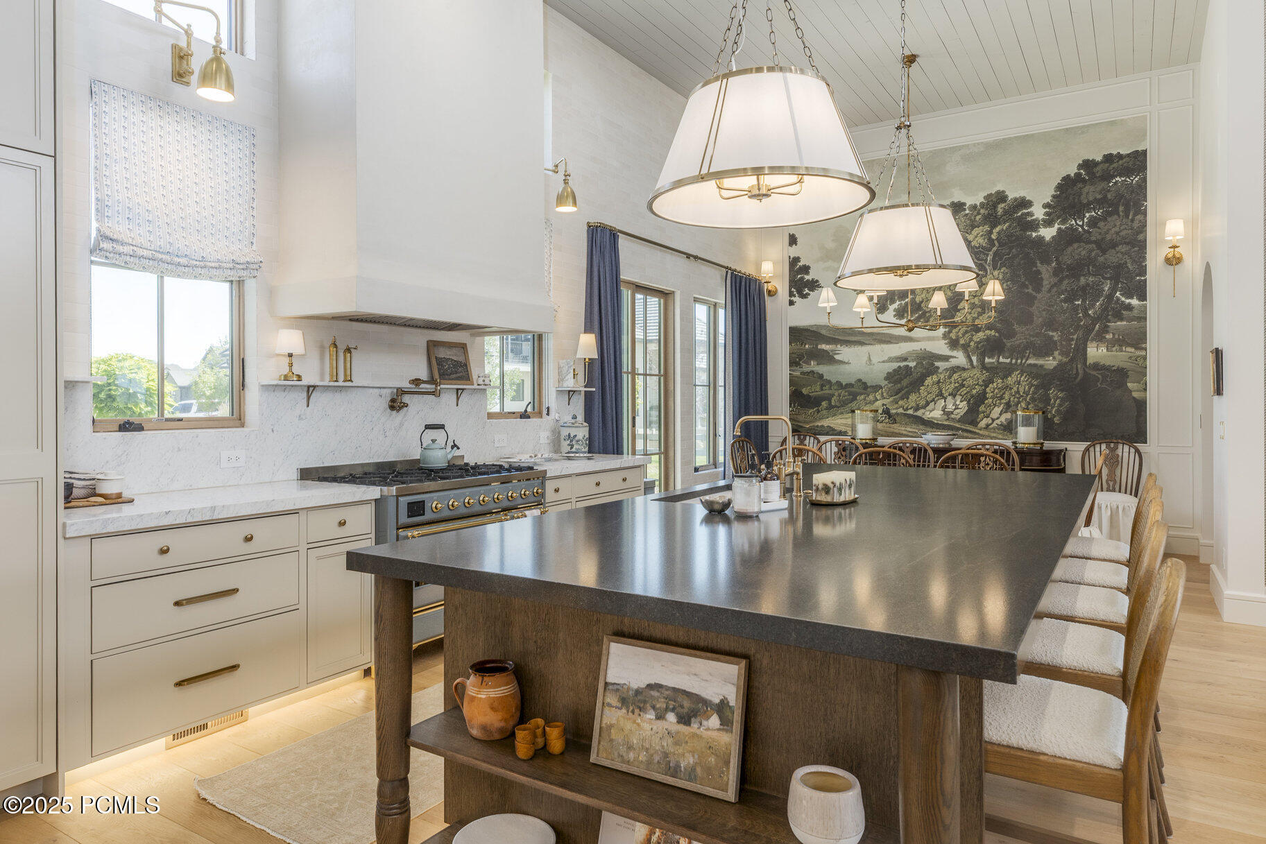 558 W Rheinfalls Circle