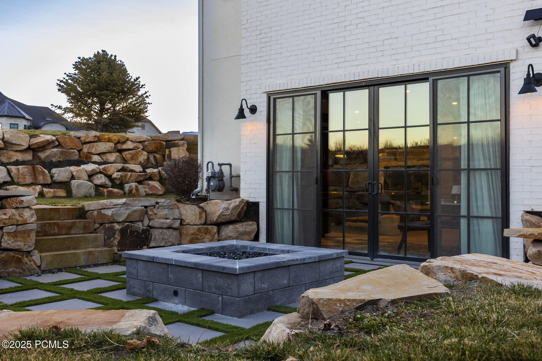 558 W Rheinfalls Circle