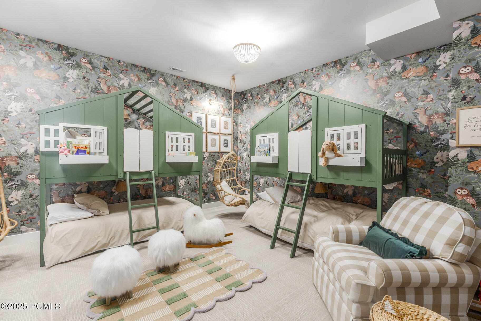 558 W Rheinfalls Circle