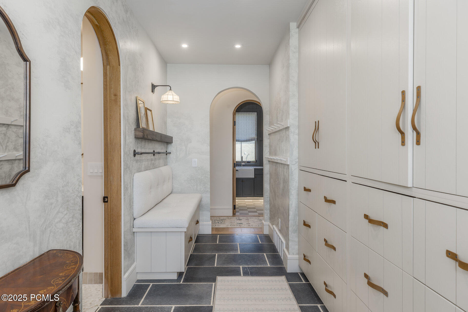 558 W Rheinfalls Circle