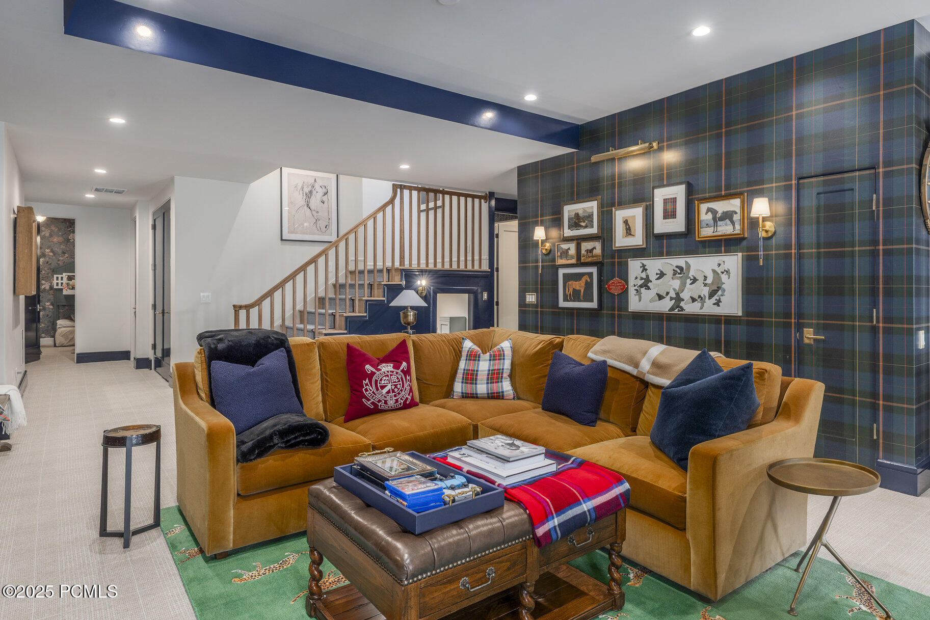 558 W Rheinfalls Circle