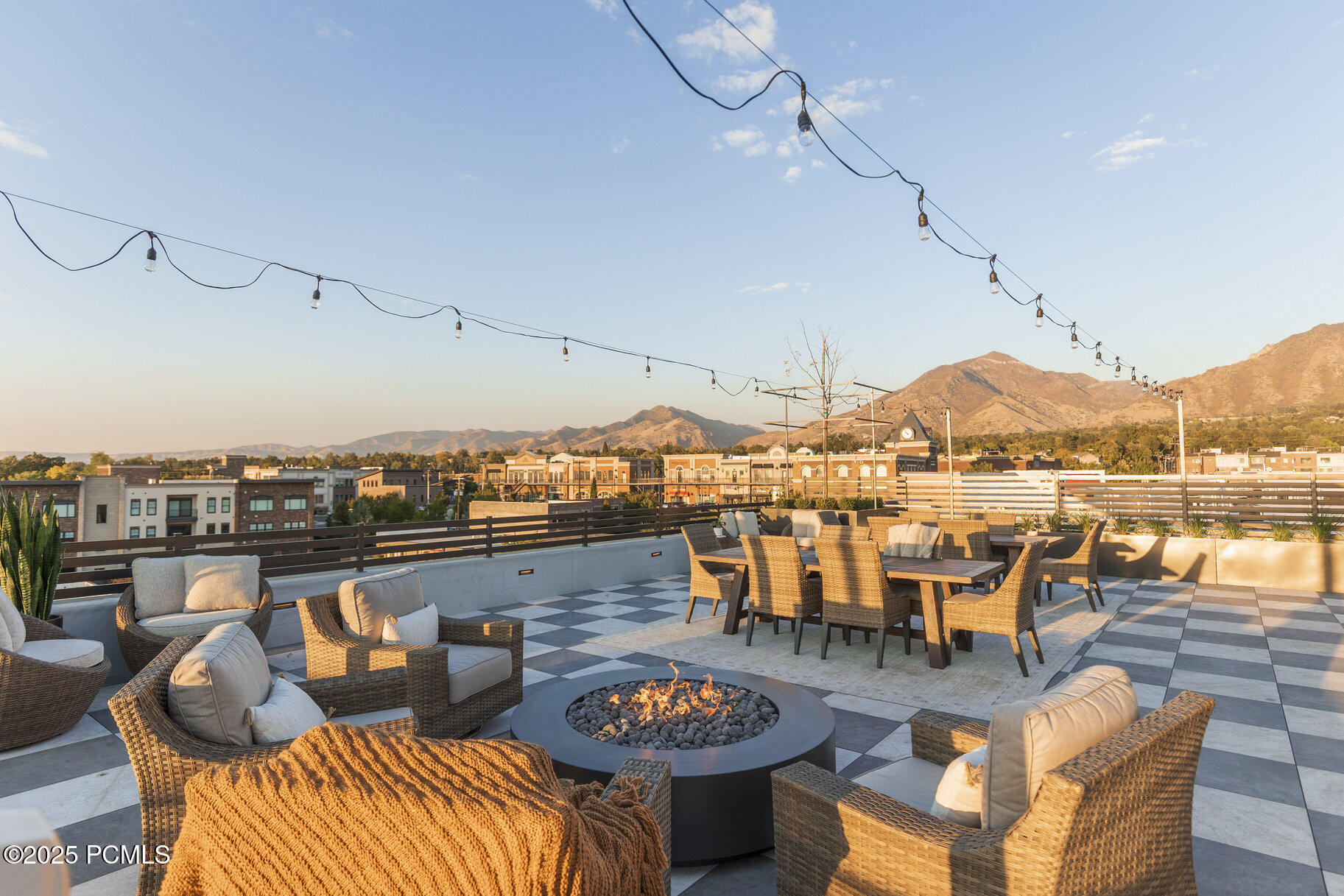 2250 E Murray Holladay Road Unit: 305