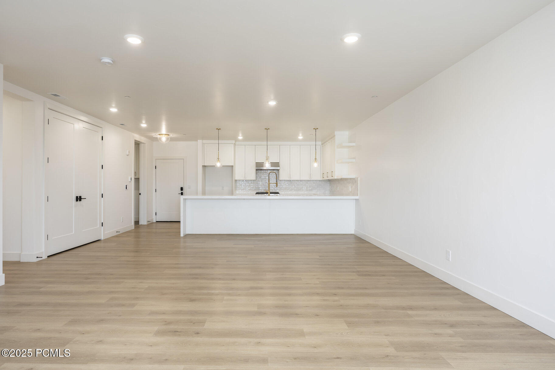 2250 E Murray Holladay Road Unit: 305