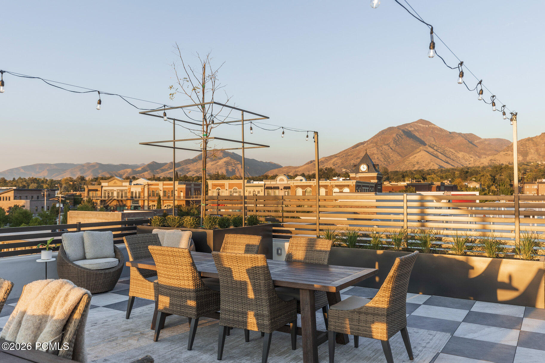 2250 E Murray Holladay Road Unit: 305